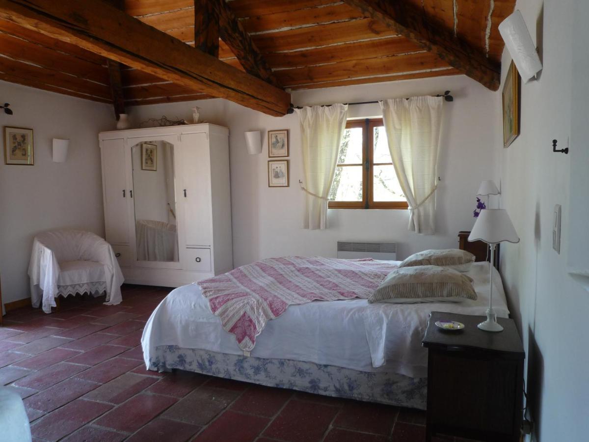 La Rose Des Vents Bed and Breakfast Montauroux Exteriör bild