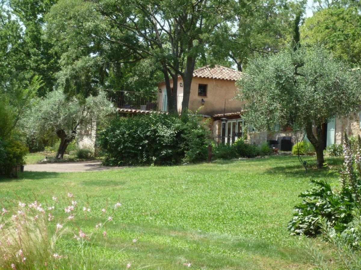 La Rose Des Vents Bed and Breakfast Montauroux Exteriör bild